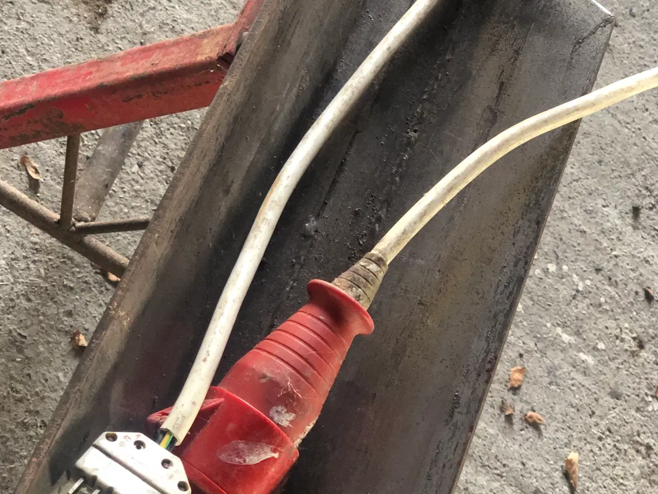 Billede 5 - Brændeflækker udlejes 150,- pr døgn