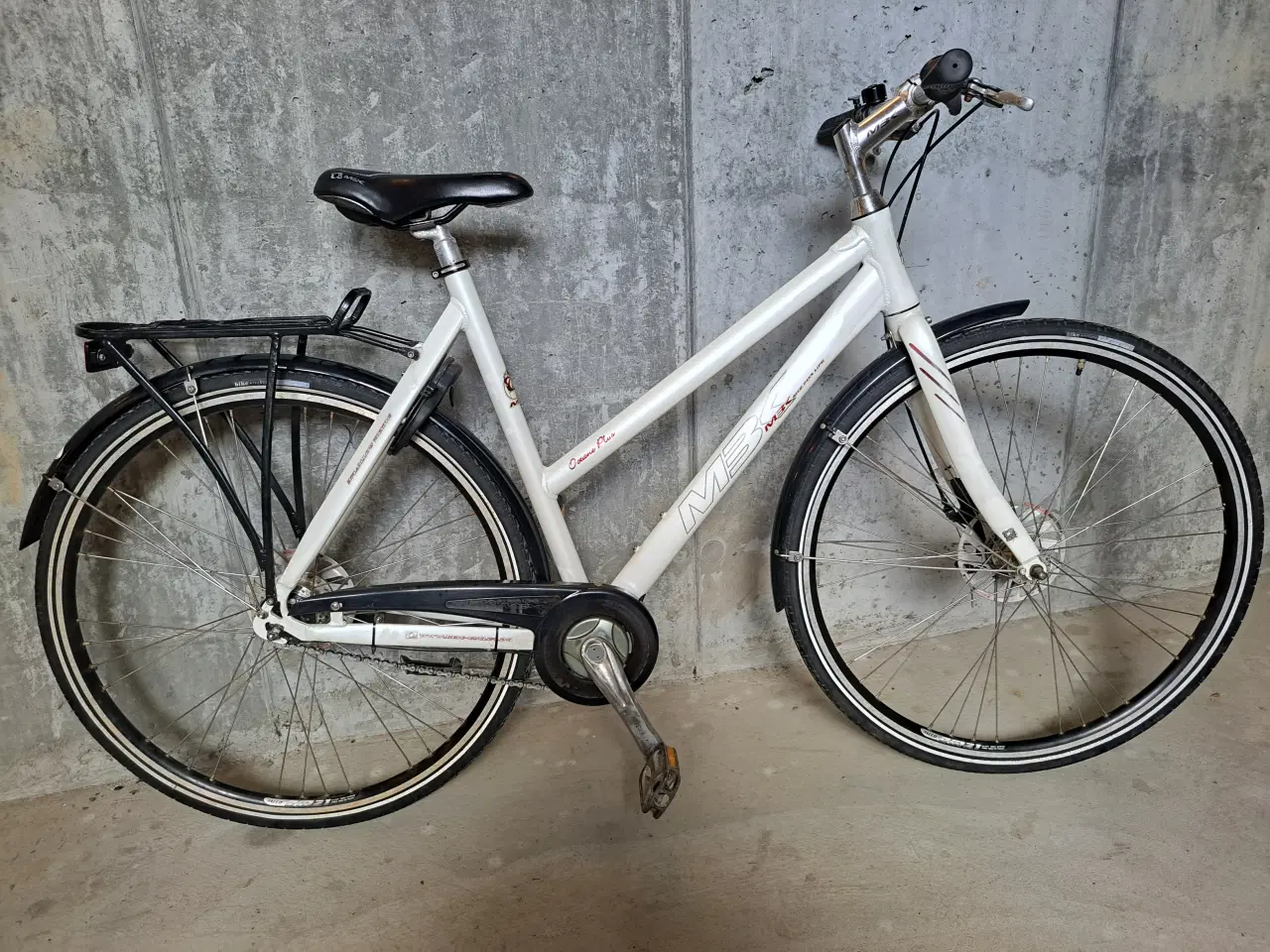 Billede 8 - Damecykel MBK 28 tommer hvid