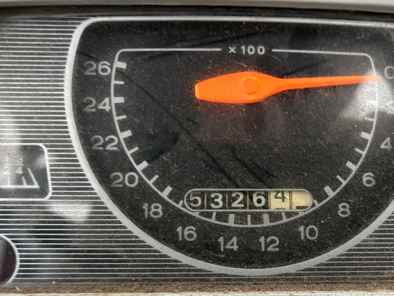 Billede 7 - Ford 4000 Y med frontlæsser monteret på