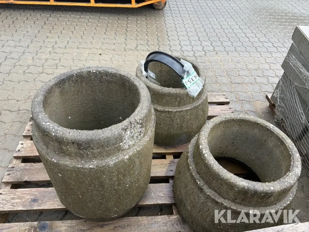 Billede 11 - Lot: beton matrialer ca 90 styk