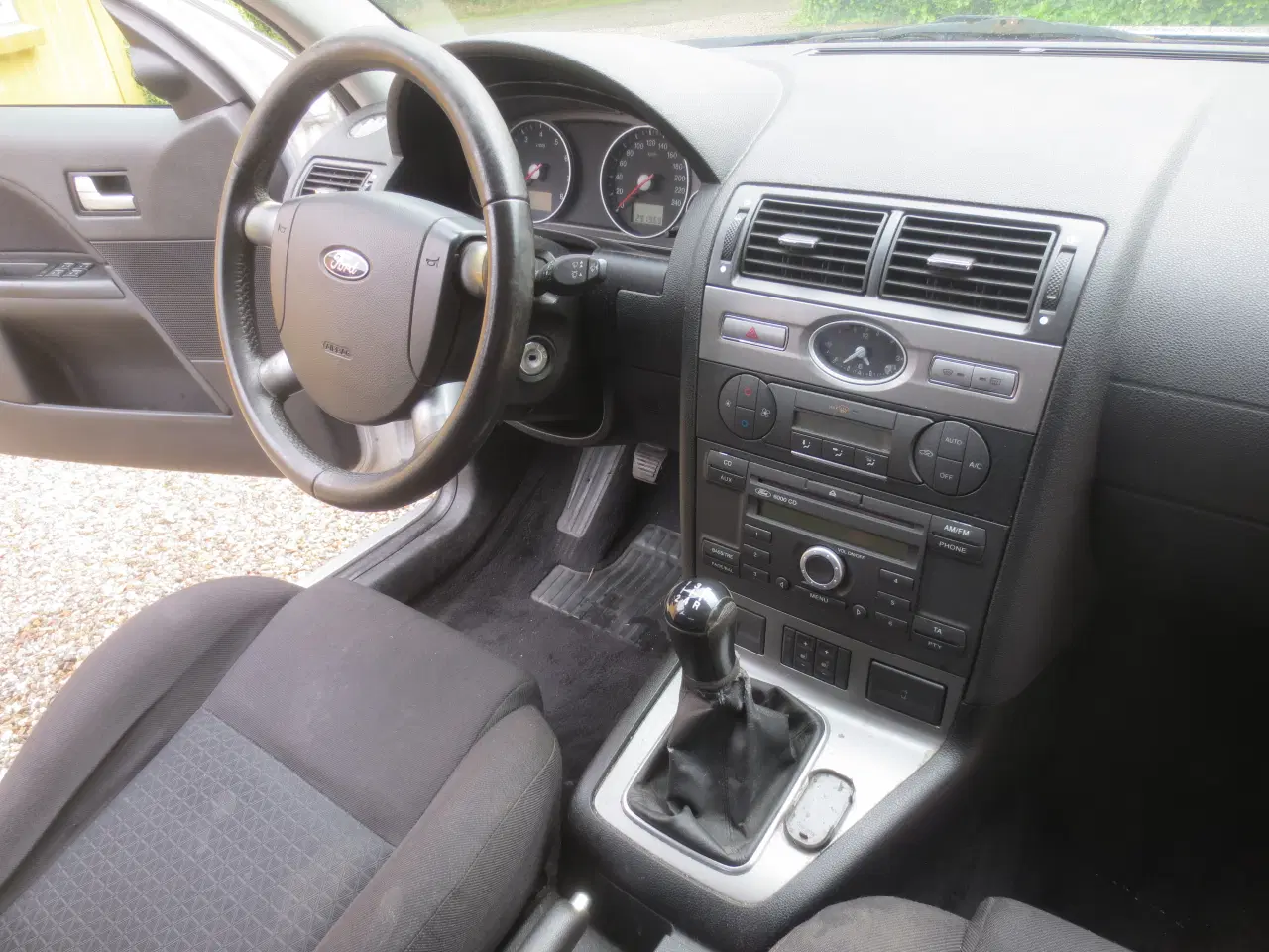 Billede 15 - Ford Mondeo 2.0 i 5 D. Skal synes. 