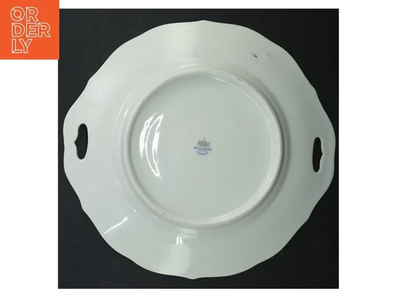 Billede 3 - Porcelænsfad med håndtag fra Bucka & Nissen (str. 26 cm)