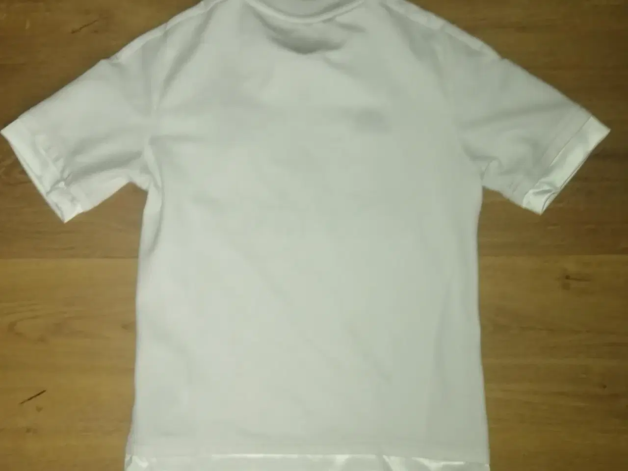 Billede 3 - REAL MADRID C.F. HOME 2015-16, STR. 12 ÅR