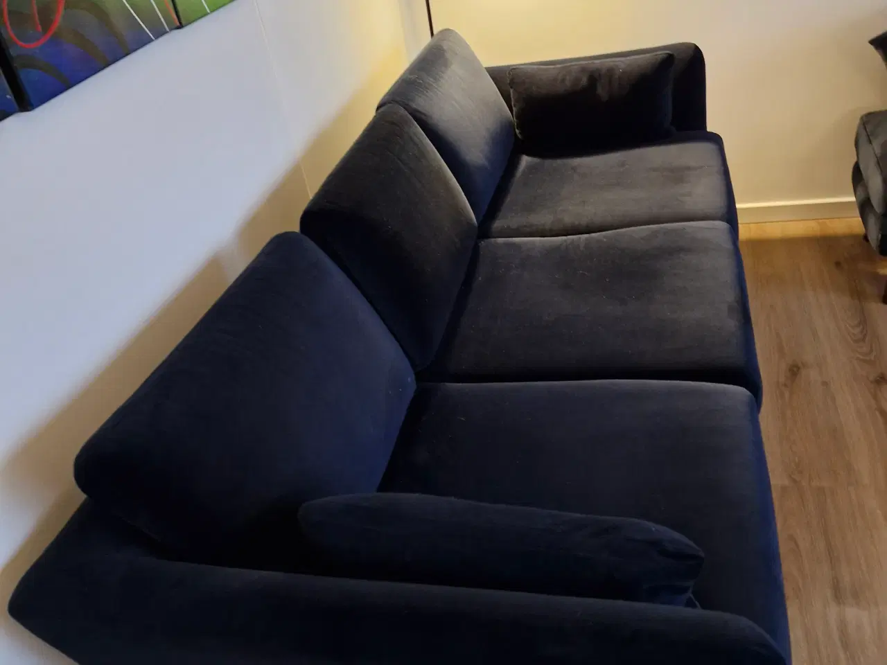 Billede 3 - Super fed sofa og puffe