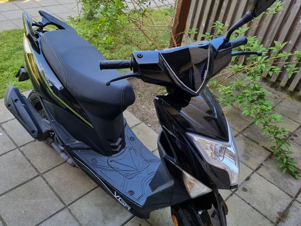 Billede 1 - Sort Knallert 45 fra 2023 - 1.853 km