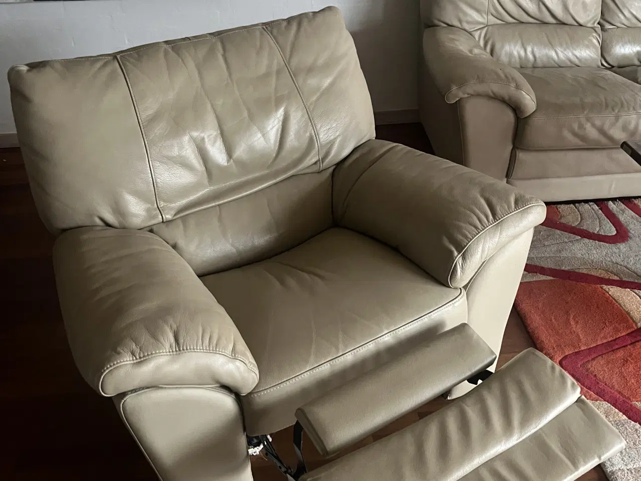 Billede 3 - 2 stk læder lænestole m vippefunktion