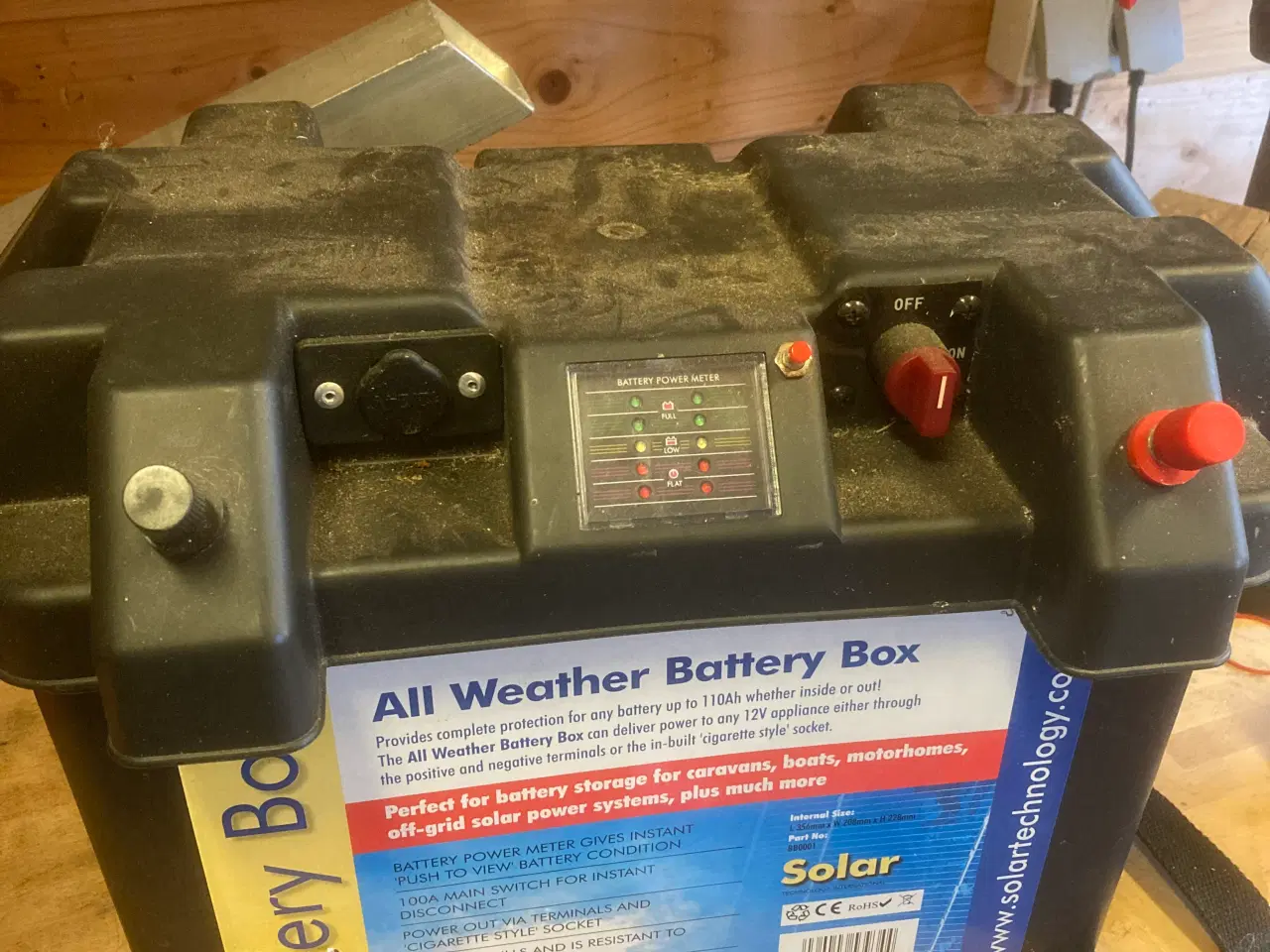 Billede 2 - 12V/80Ah batteri incl batteri kasse