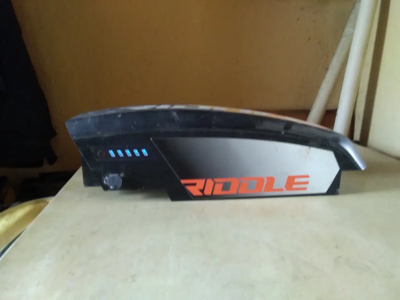 Billede 1 - Velh OK 36 V 11 A Batteri m lader UDEN HOLDER osv 