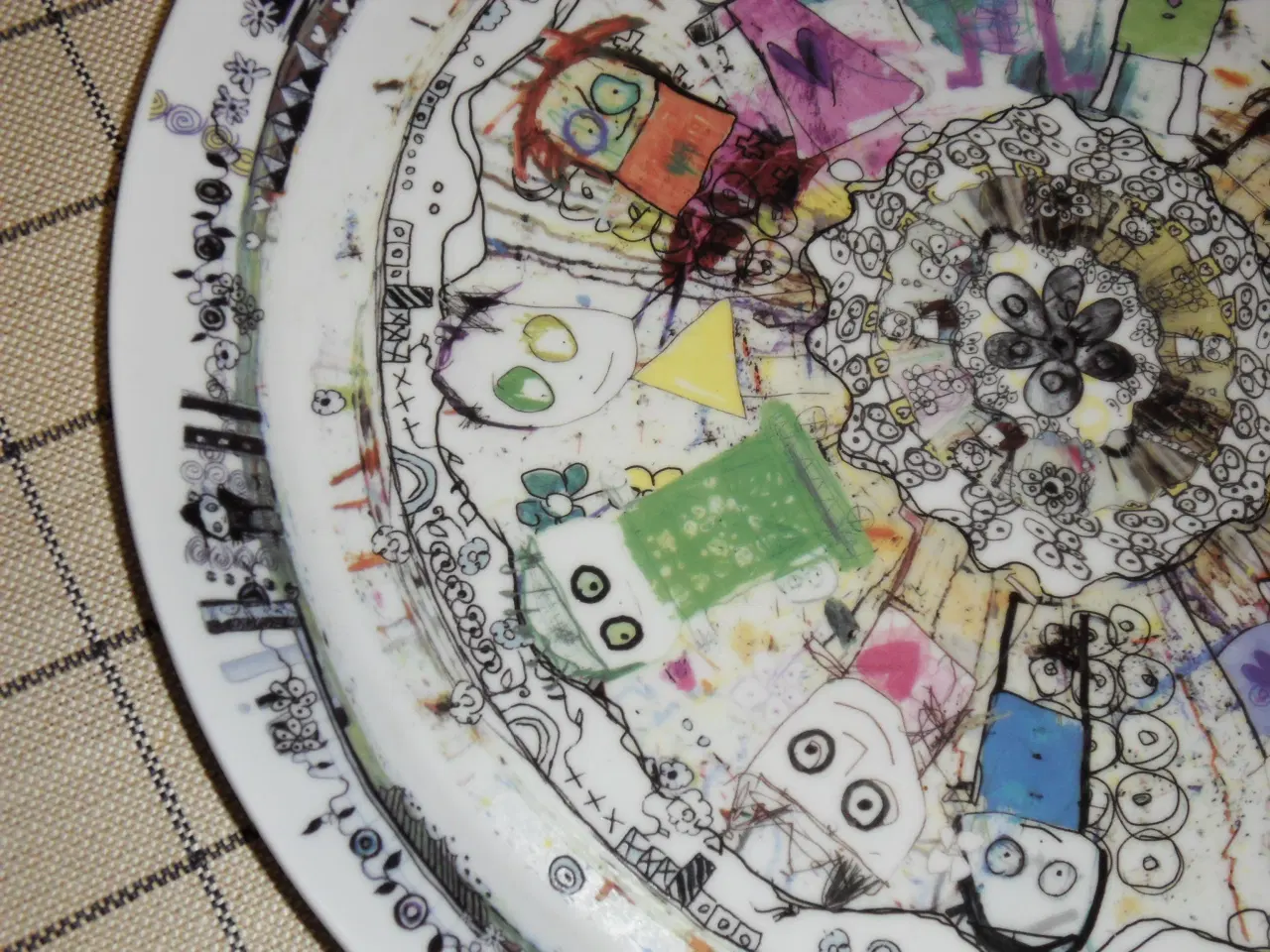 Billede 3 - POUL PAVA. Aida. Stort rundt fad/platte i porcelæn