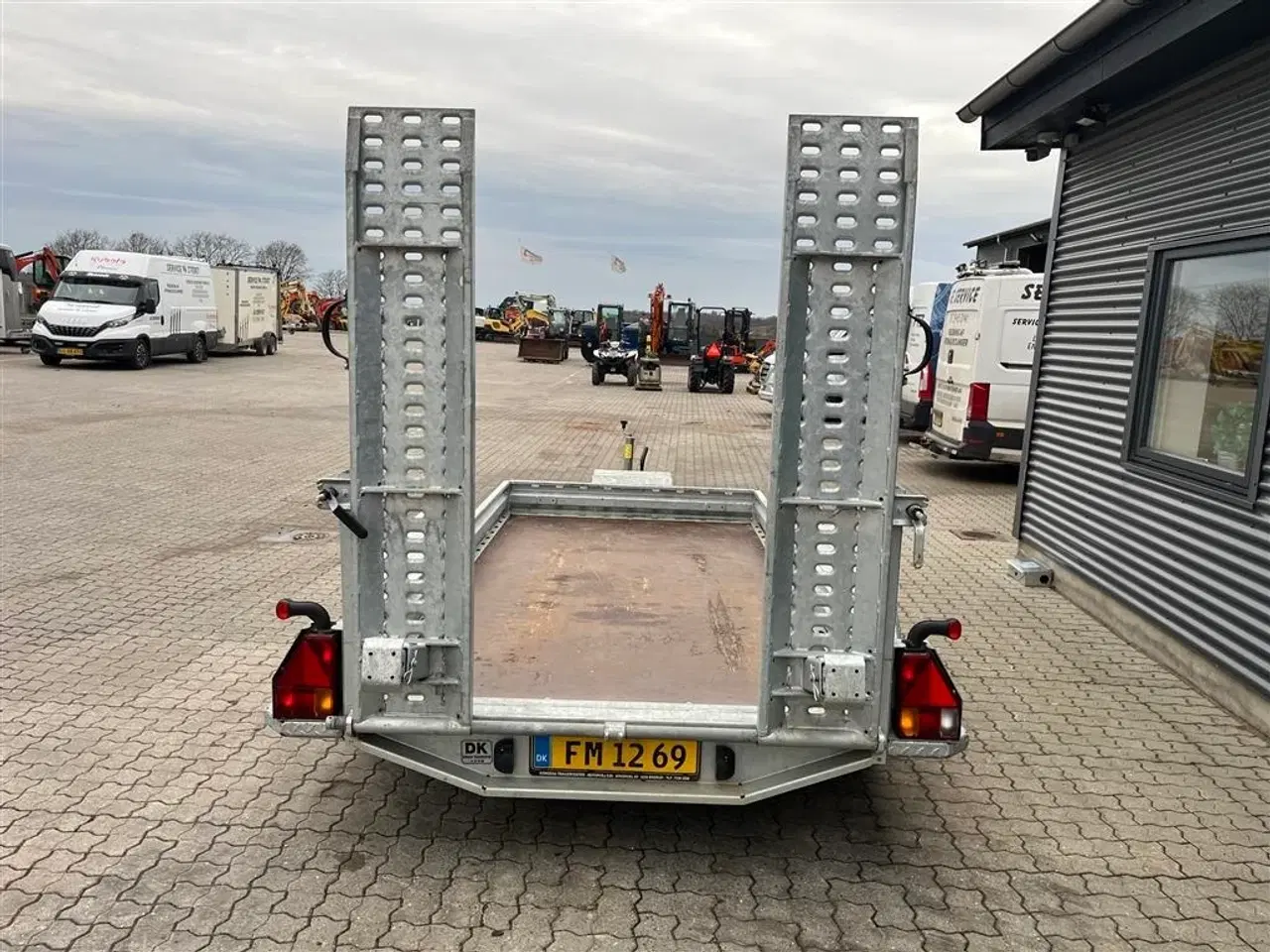 Billede 3 - - - - Wark W352 2700kg maskintrailer SOM NY