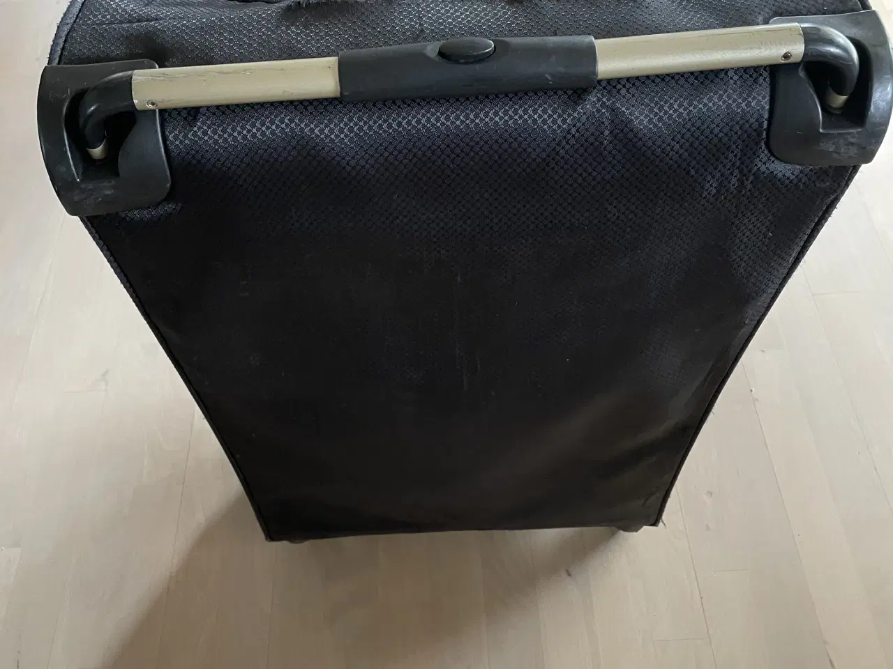 Billede 2 - Letvægtskuffert