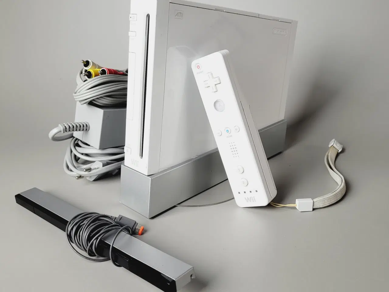 Billede 1 - ⭐️· 🎮 Nintendo Wii konsol, hvid, med tilbehør - V