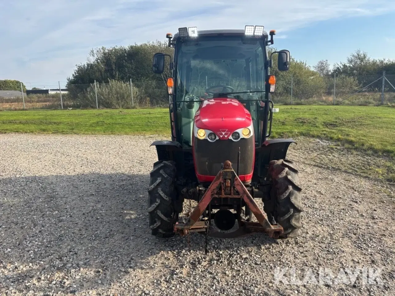 Billede 12 - Traktor Massey Ferguson 1747 4WD + Ekstra hjulsæt