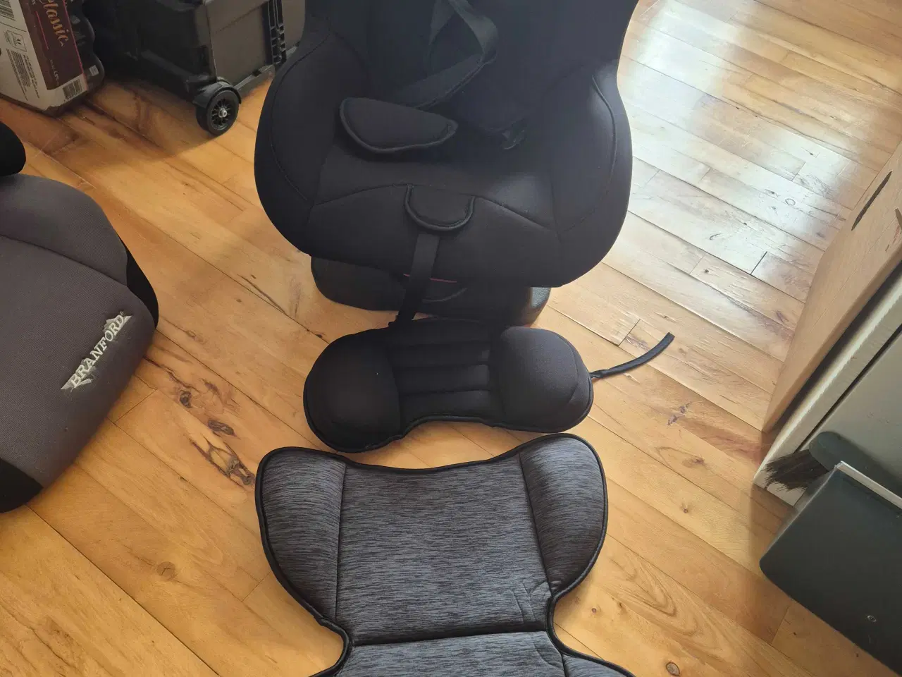 Billede 8 - Autostole 2 stk.