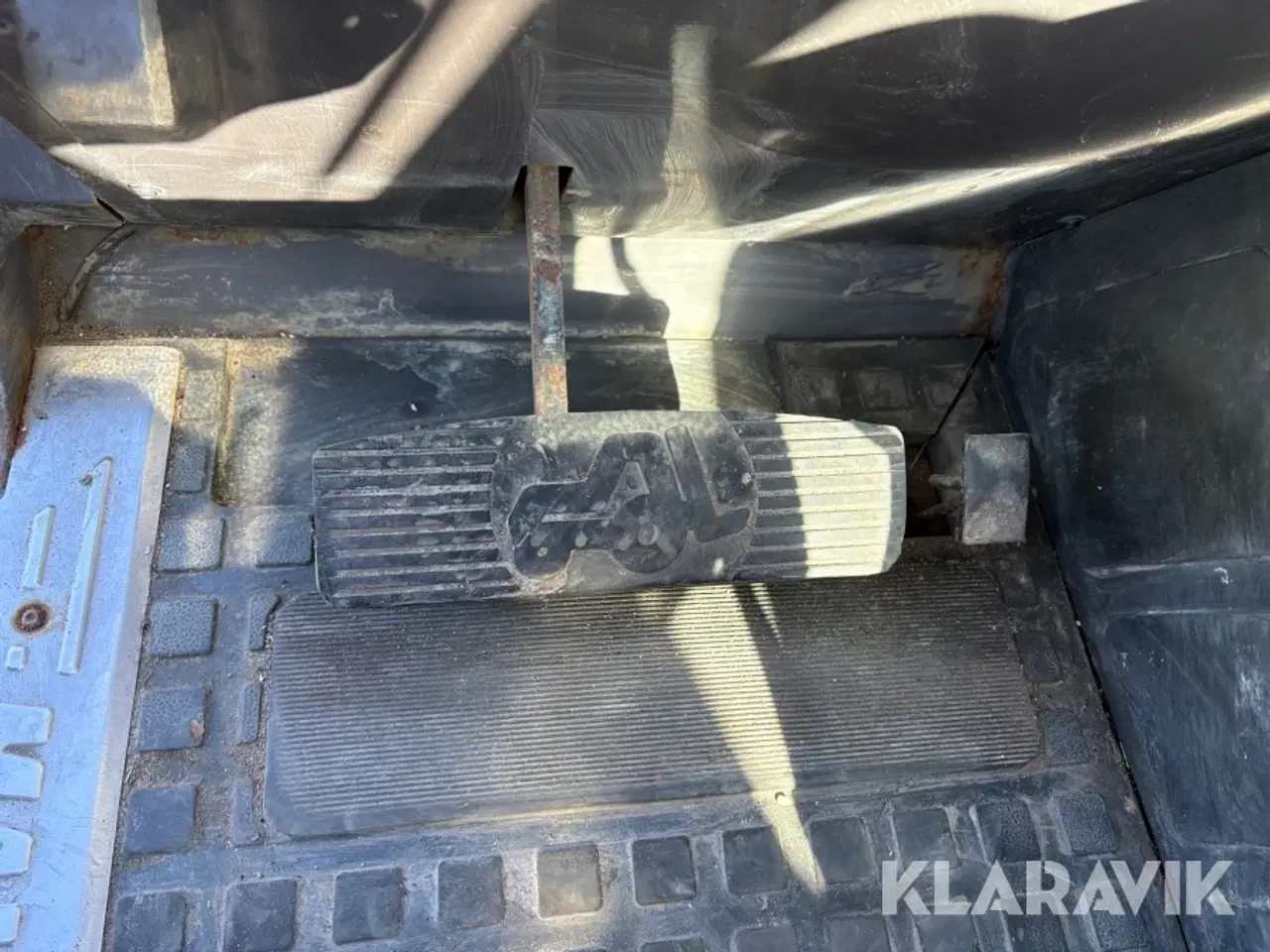 Billede 12 - Teleskoplæsser Manitou MT 1235 med gafler og kurv