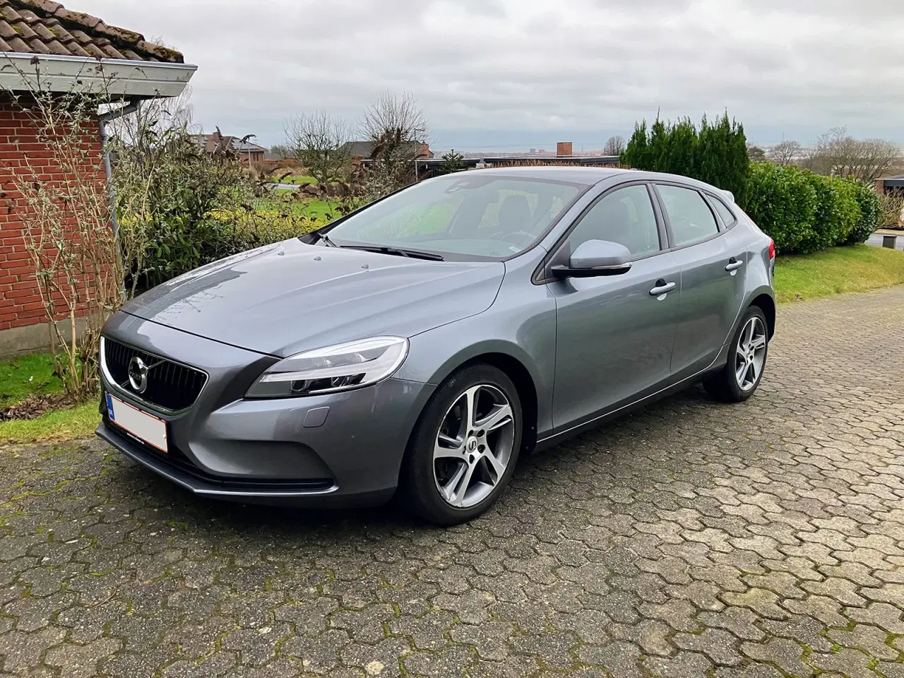 Billede 1 - Volvo V40 2,0 T3 Momentum