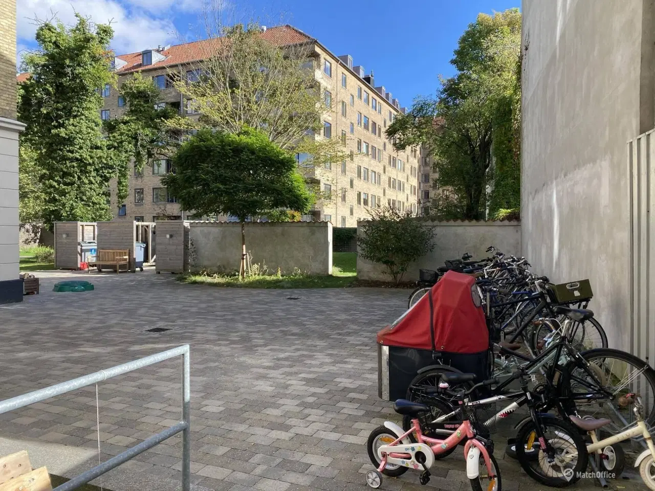 Billede 14 - Attraktivt butikslejemål på Falkoner Allé  til afståelse