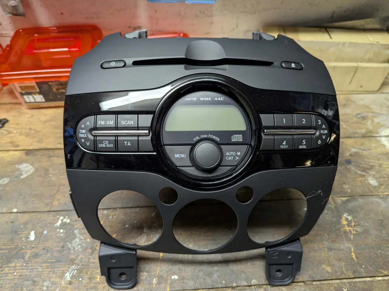 Billede 1 - Mazda 2 radio og CD afspiller