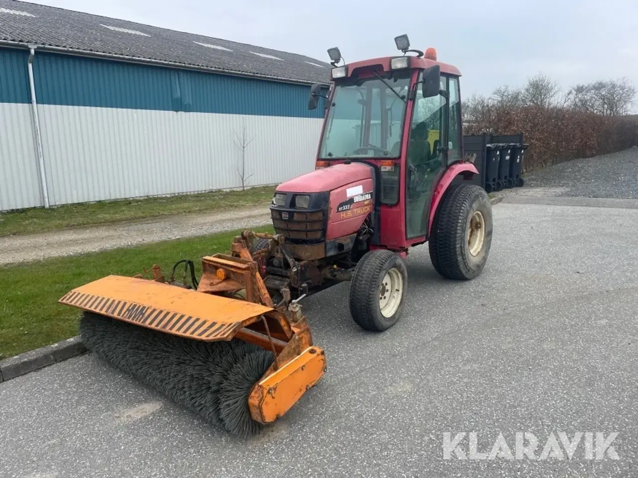 Billede 1 - Traktor Shibaura ST333 HST kompakt med kost