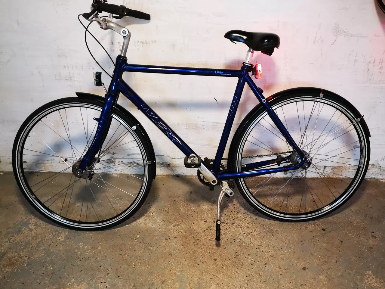Billede 2 - MBK 28" 58 cm høj 7 gear , Dæk som ny, forlygte me