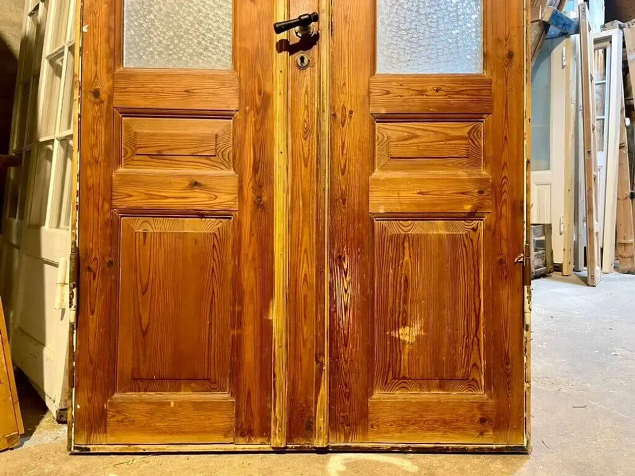 Billede 3 - Høj, dobbelt glasdør m. strukturglas