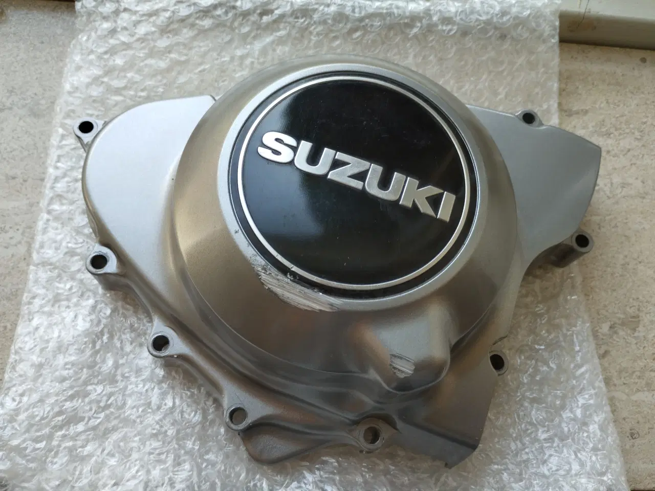 Billede 1 - Tændingsdæksel  Suzuki GS 500        ( se %)