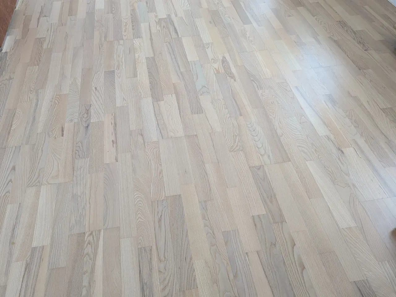Billede 1 - Parketgulv 33m², Ask 3 stav