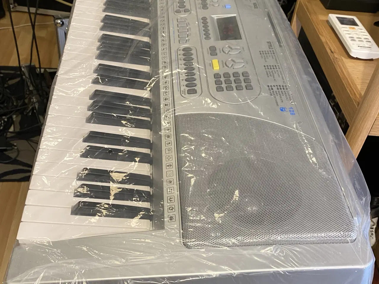 Billede 3 - Weinberg Keyboard de Luxe – helt nyt inkl. stativ 