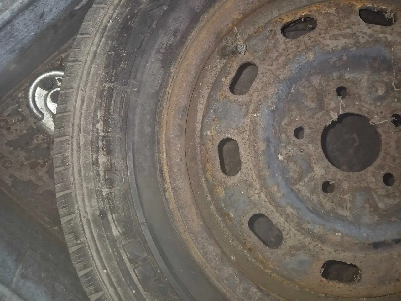 Billede 2 - Vinterhjul vw transportere