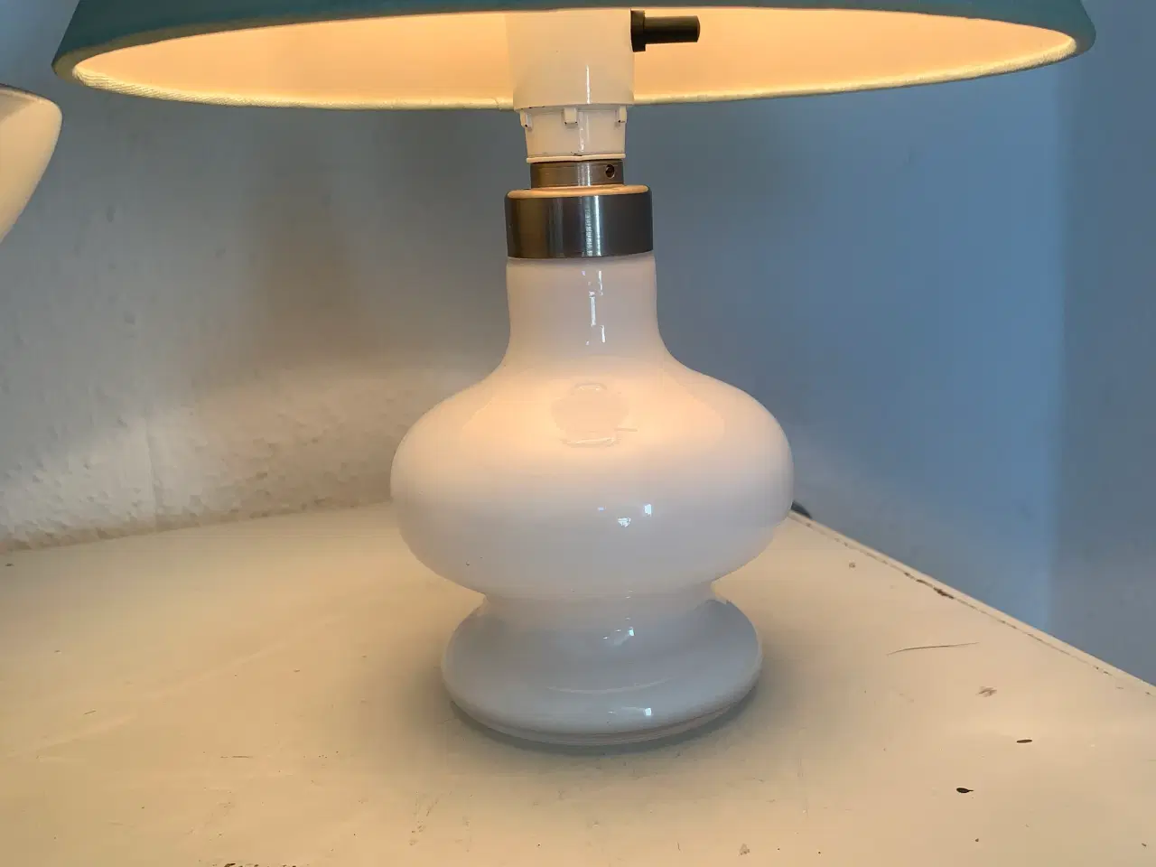 Billede 8 - Holmegaard bordlampe med skærm.