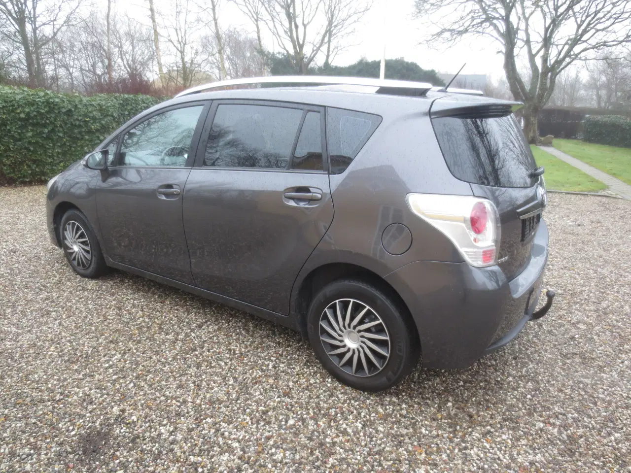 Billede 9 - Pæn Toyota Verso 1.6 D 7 Pers År 2014. 