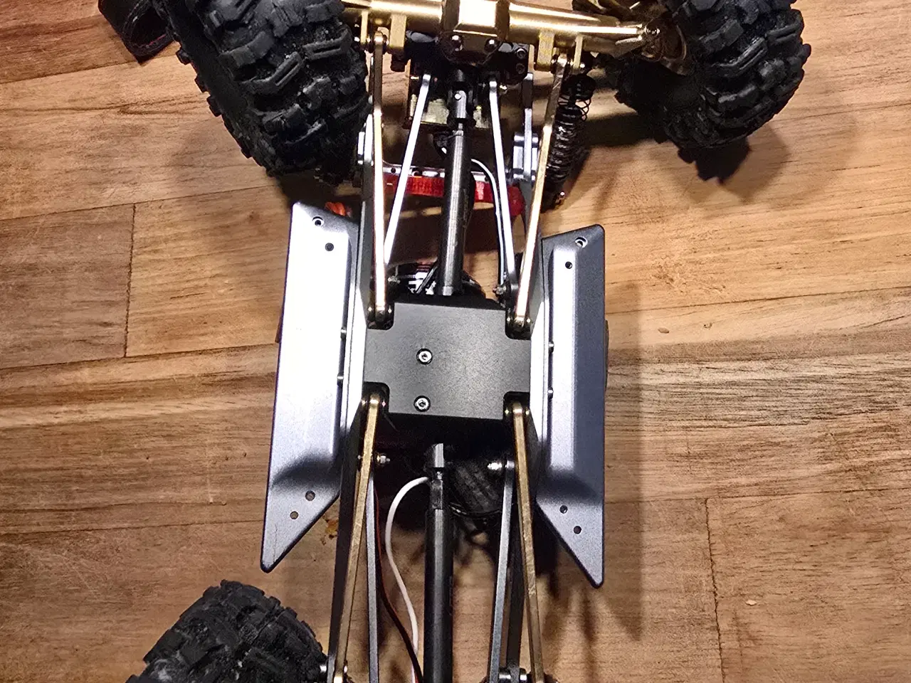 Billede 2 - Rc crawler 2 stk med controller,  radiomaster 