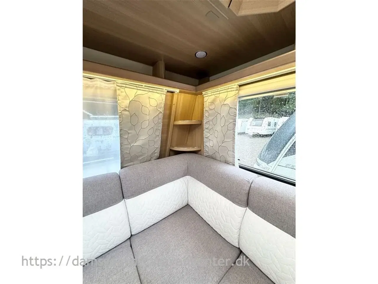 Billede 11 - 2020 - LMC Musica 542 E ALDE   Enkeltsenge - Centralvarme - Mover - Fortelt