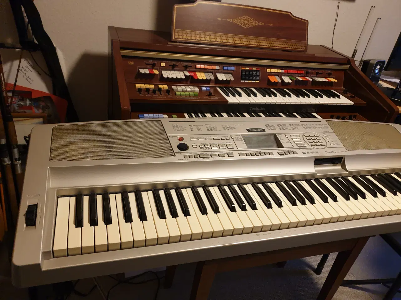 Billede 2 - Orgel Technic u 60 og Yamaha keyboard DGX 300 sælg