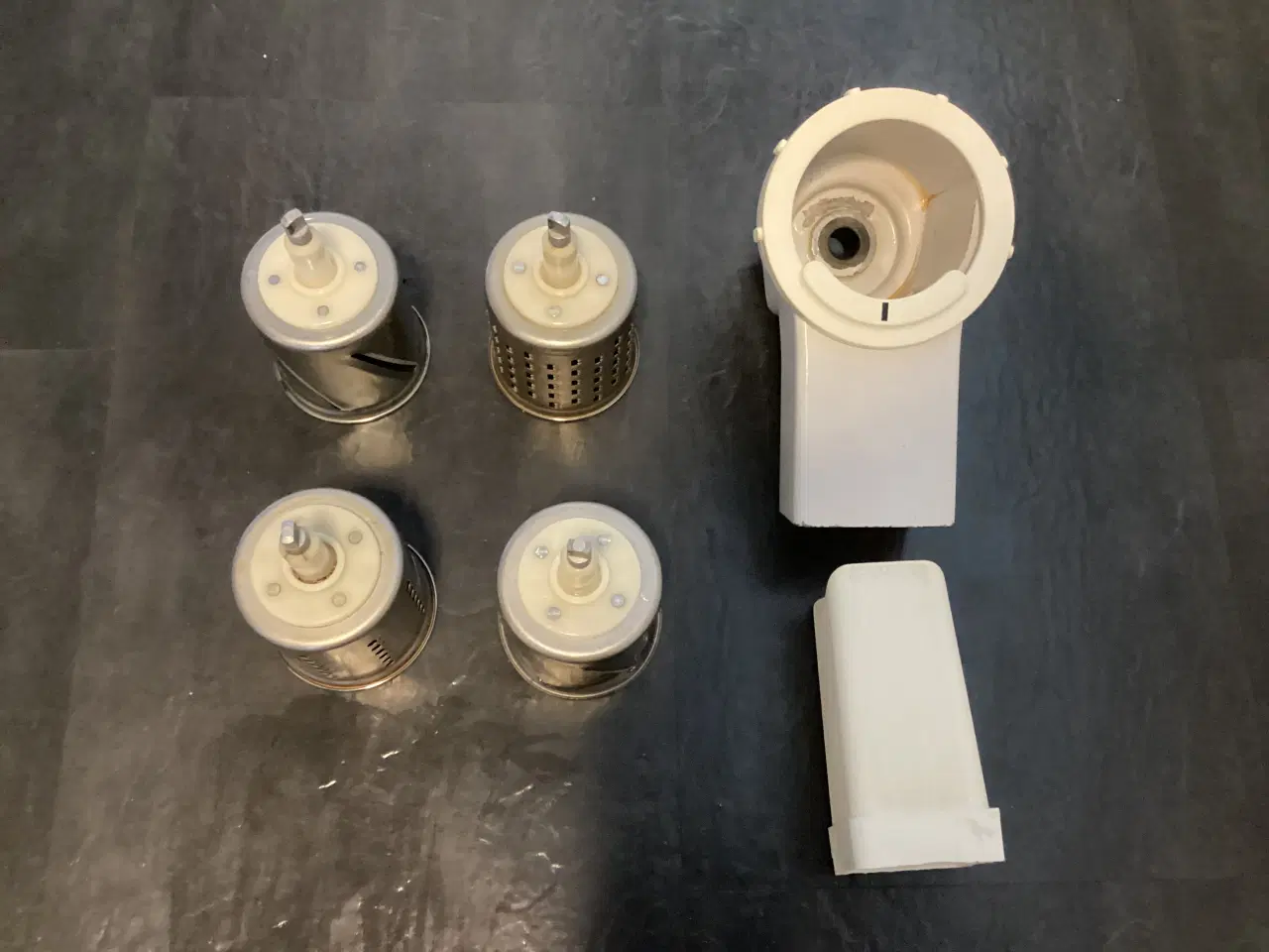 Billede 2 - Kenwood råkostsnitter med 4 jern