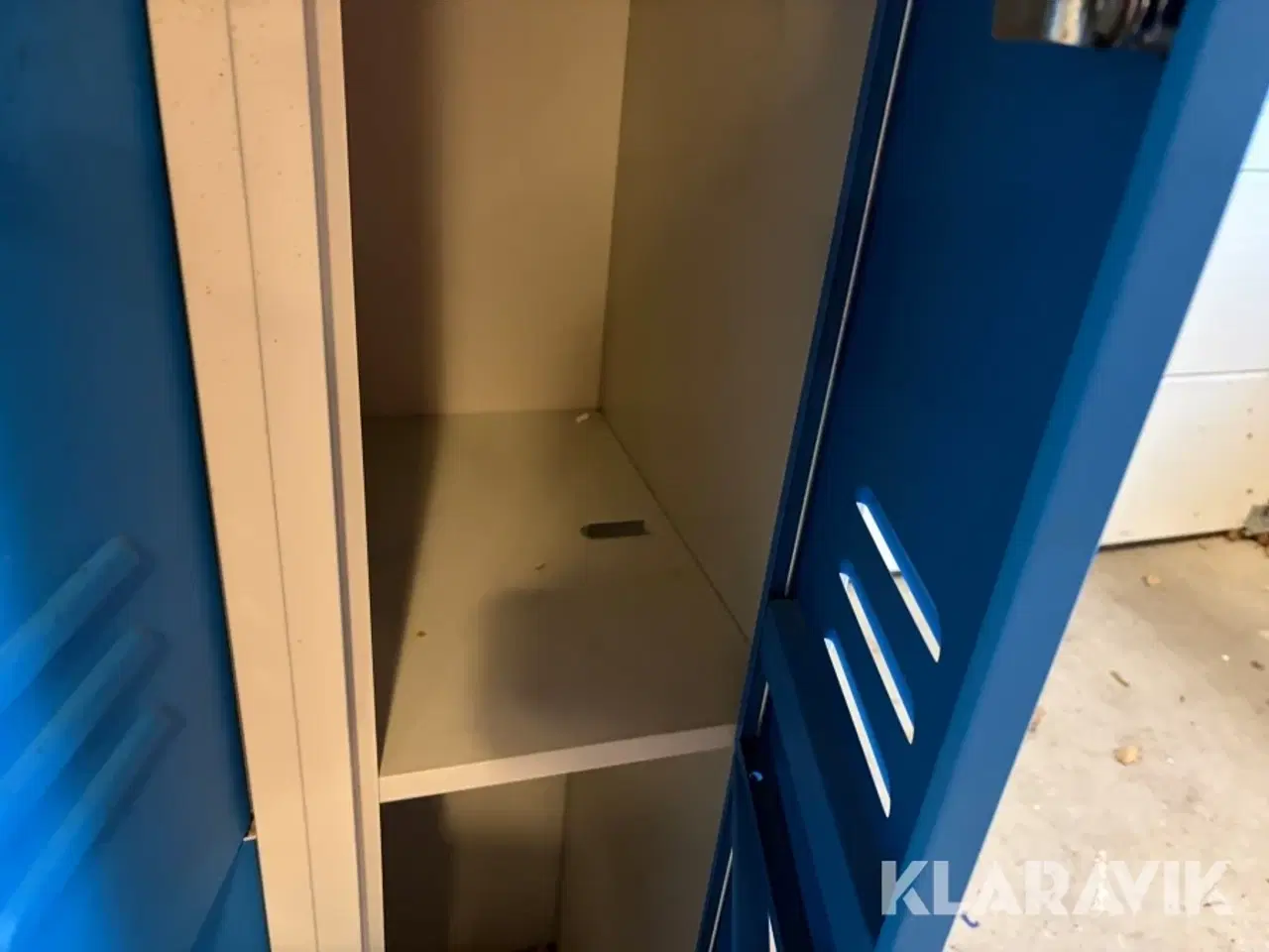 Billede 9 - Omklædningsskab