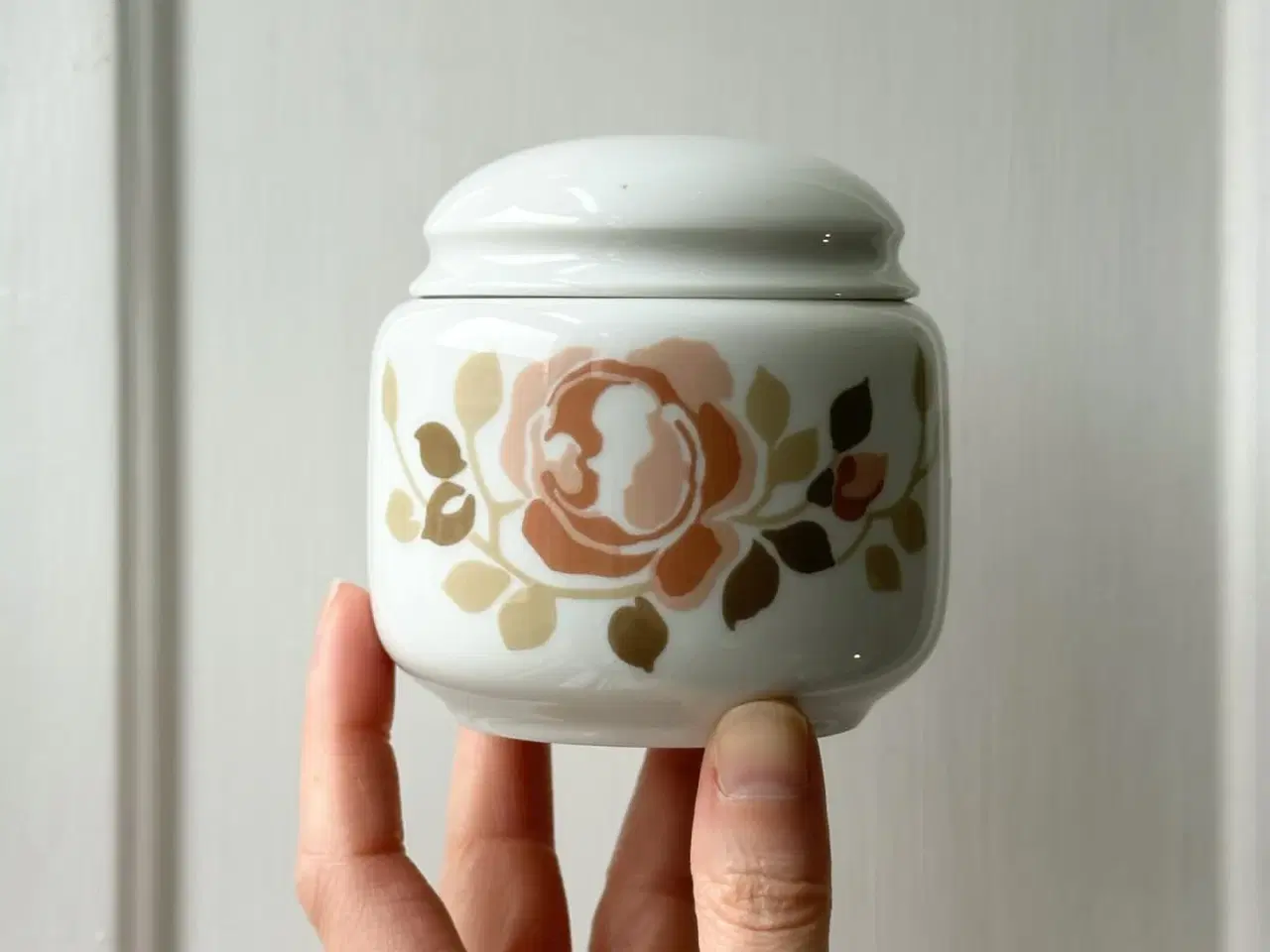 Billede 3 - Elite Porzellan, tysk lågkrukke m roser