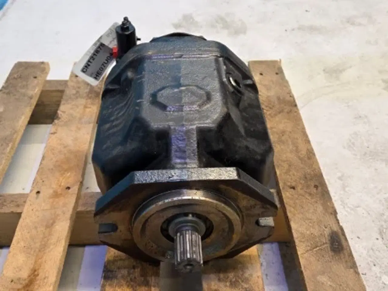 Billede 7 - Volvo L90H Hydraulikpumpe 17459133 Ny!