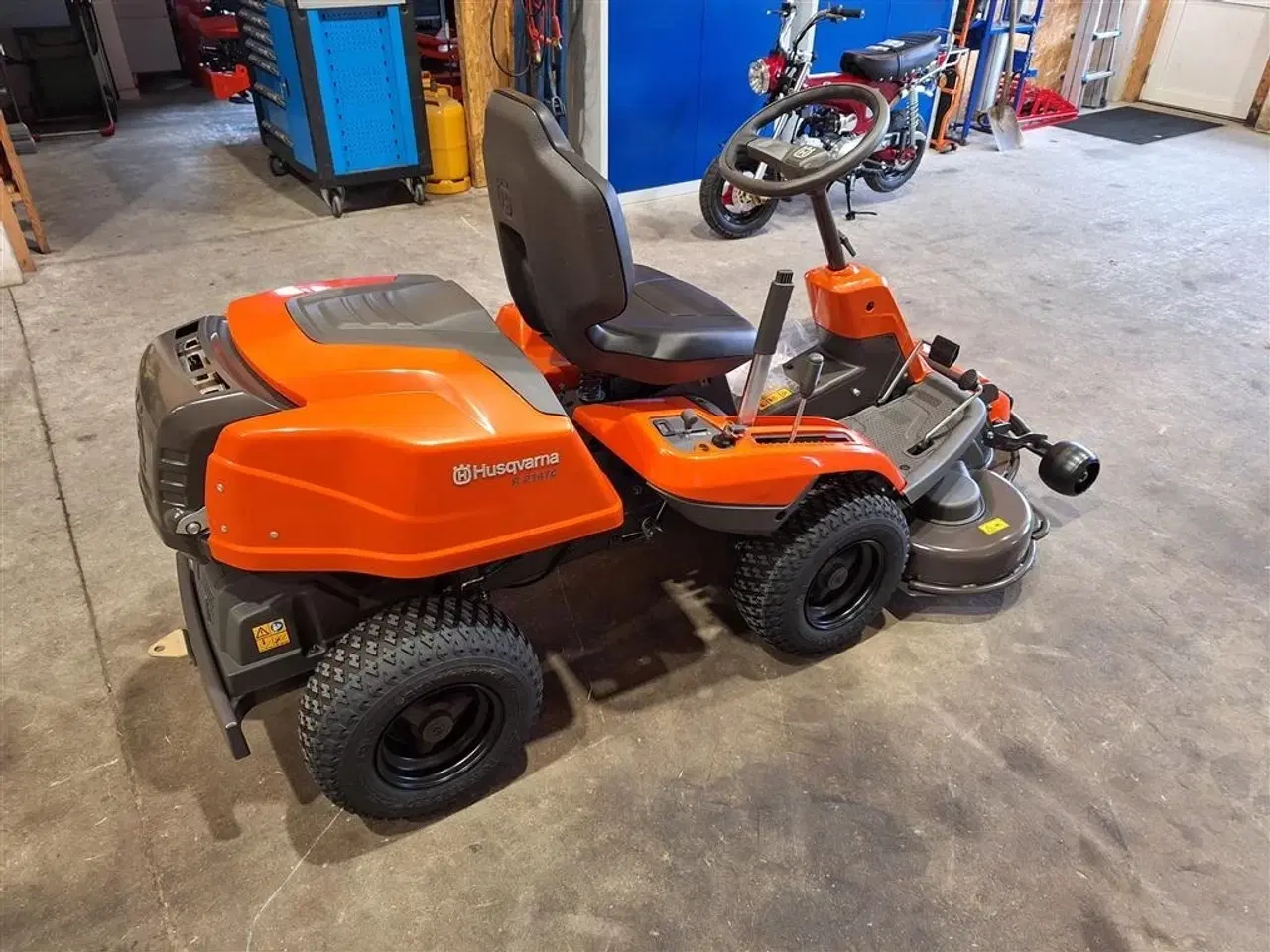 Billede 2 - Husqvarna Rider R214 TC 103 cm klipper