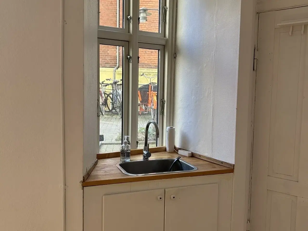 Billede 4 - Lyst og rummeligt erhvervslejemål – 57 m² – Indre Nørrebro