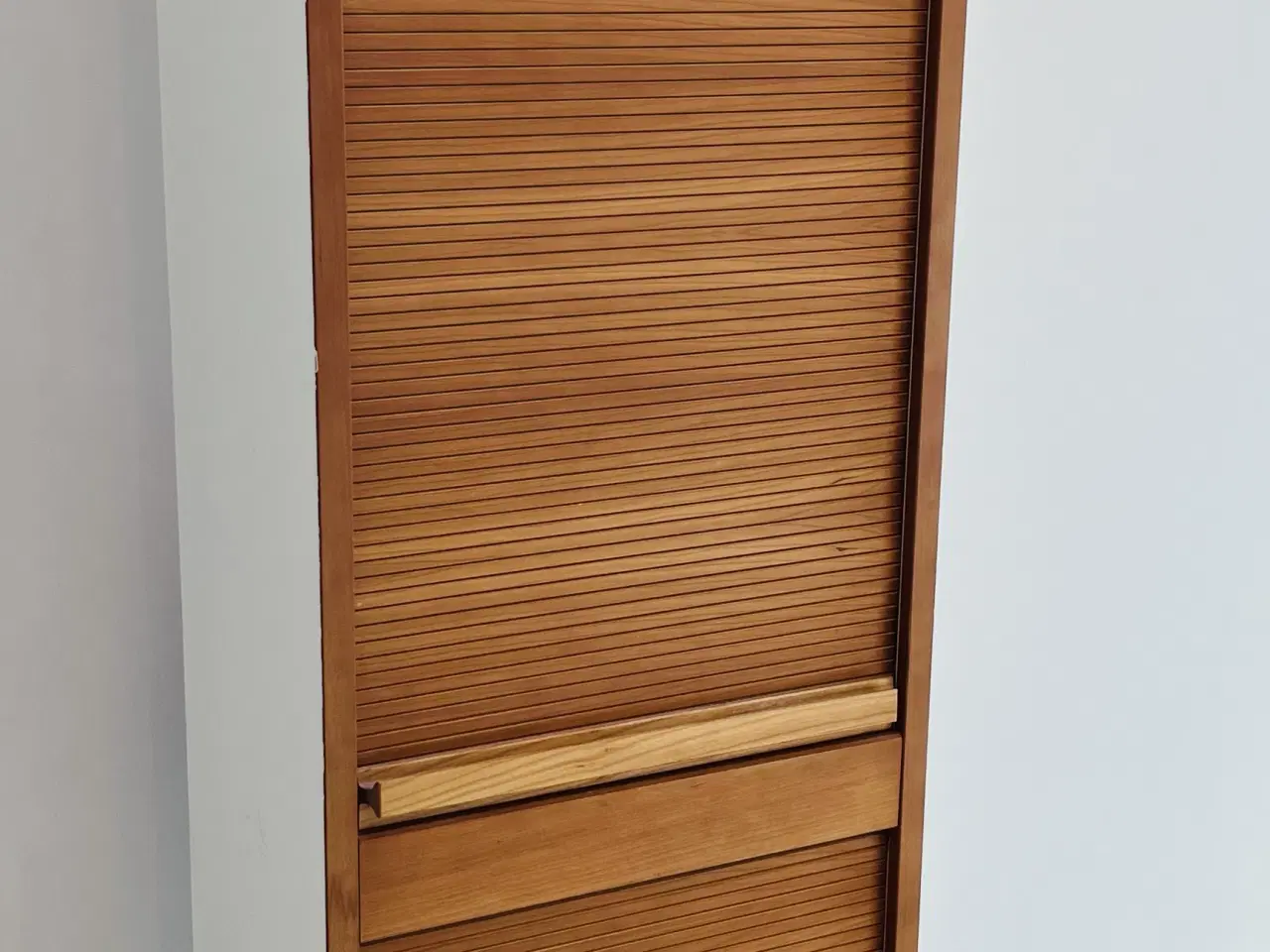 Billede 3 - Multiform badeværelsesmøbel m/dobbdlt vask