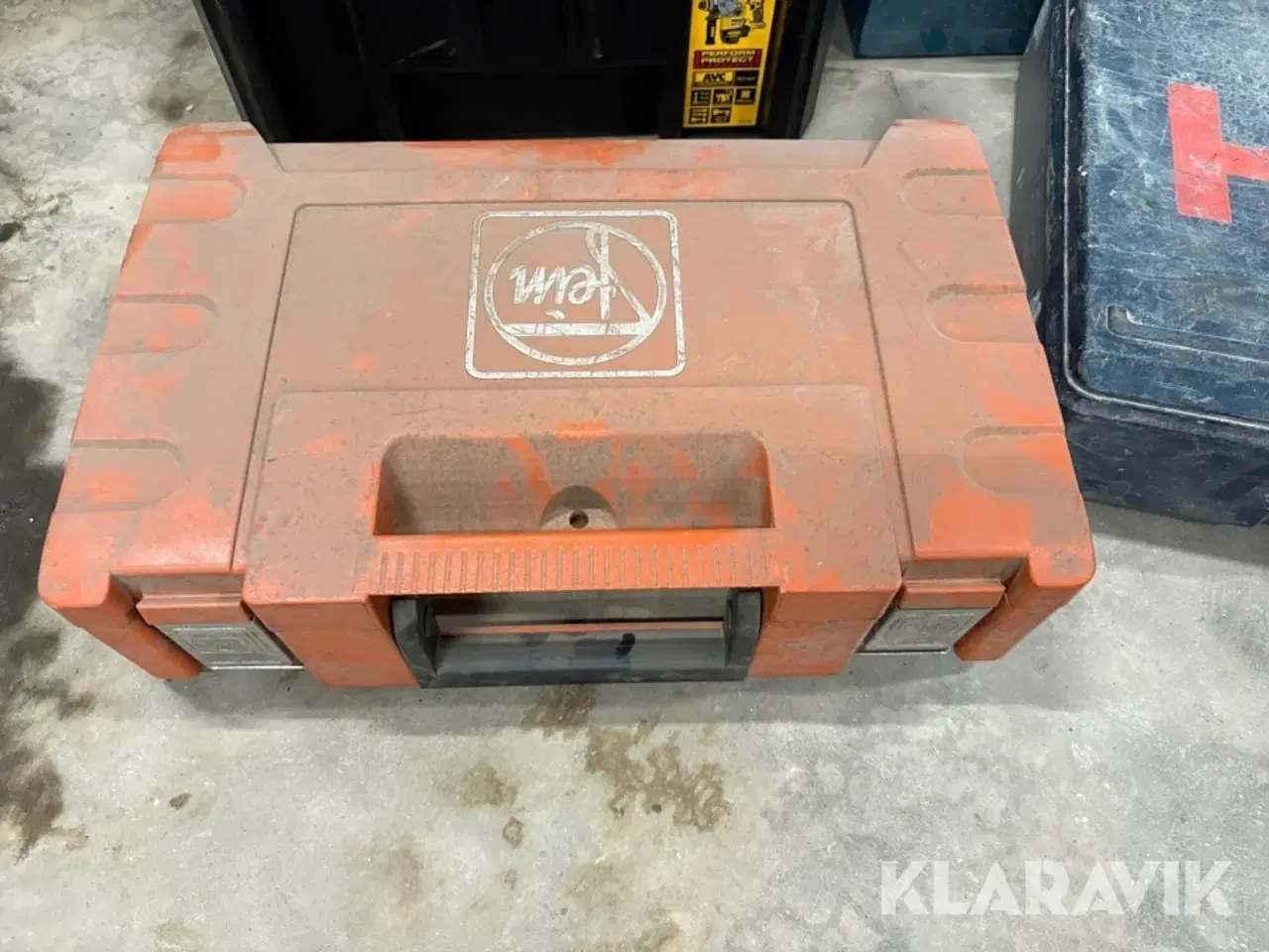 Billede 7 - Opbevaringskasser incl defekte maskiner Bosch makita dewalt