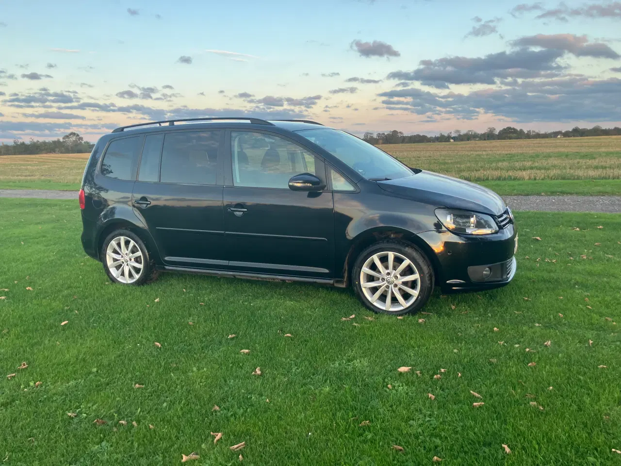 Billede 1 - Vw touran 1,6 TDI nysynet