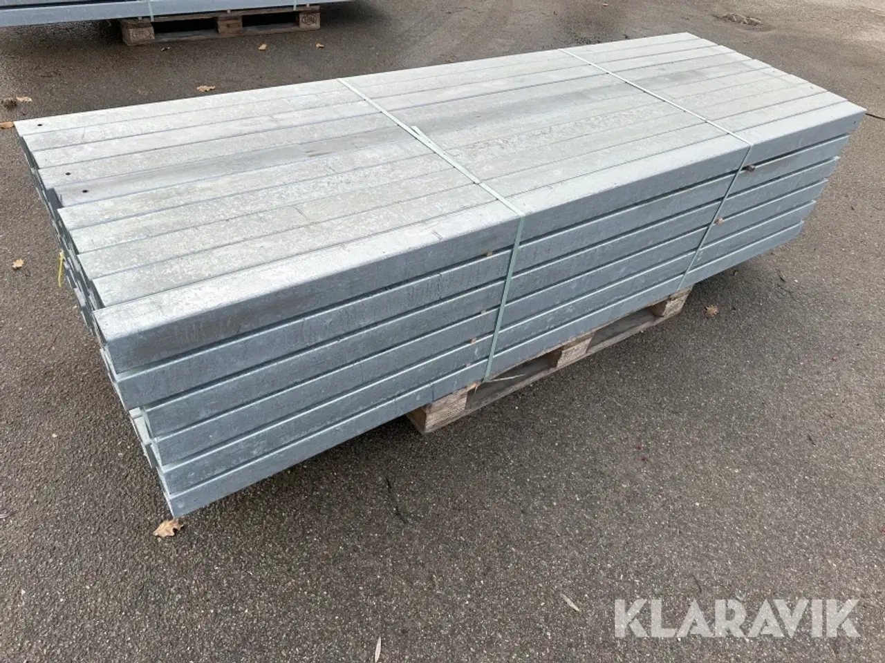 Billede 5 - Galvaniserede stolper 60 styk. 2,5m. lange