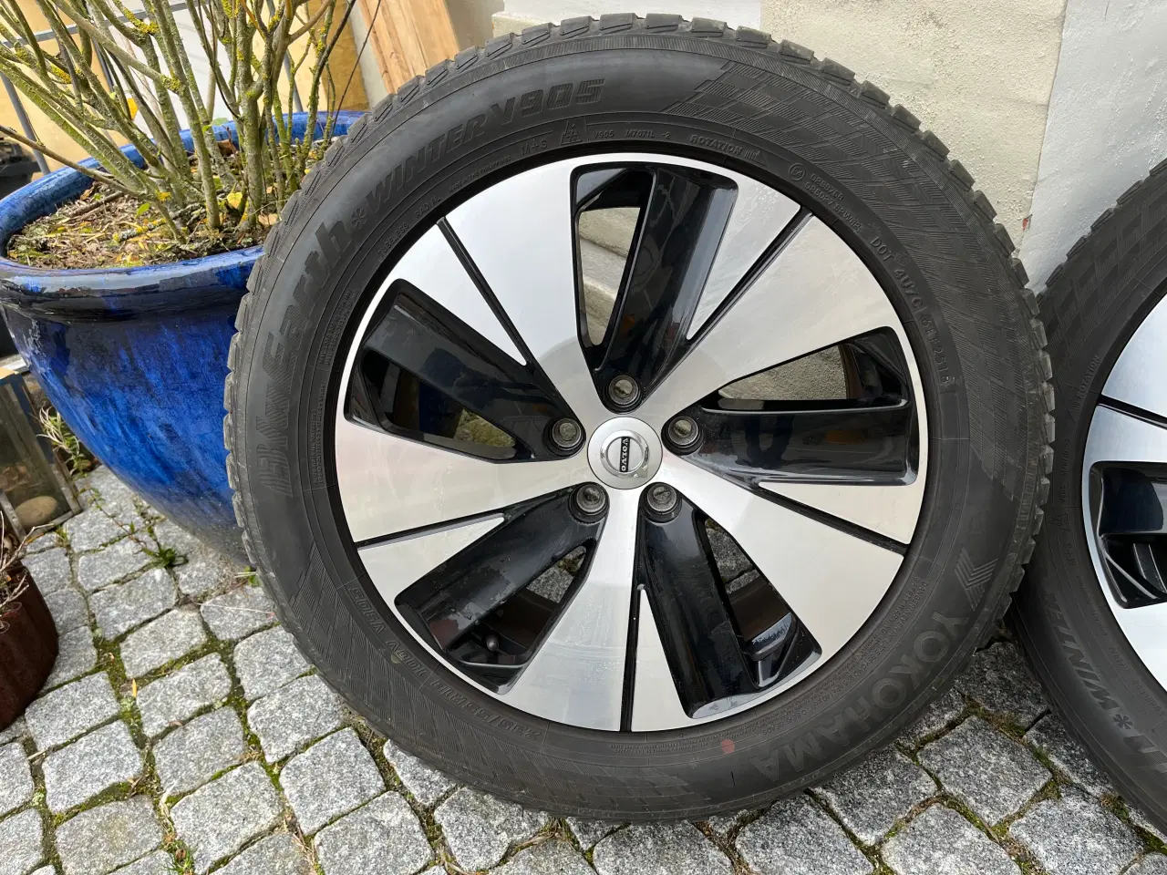 Billede 2 - Vinterdæk m fælge 