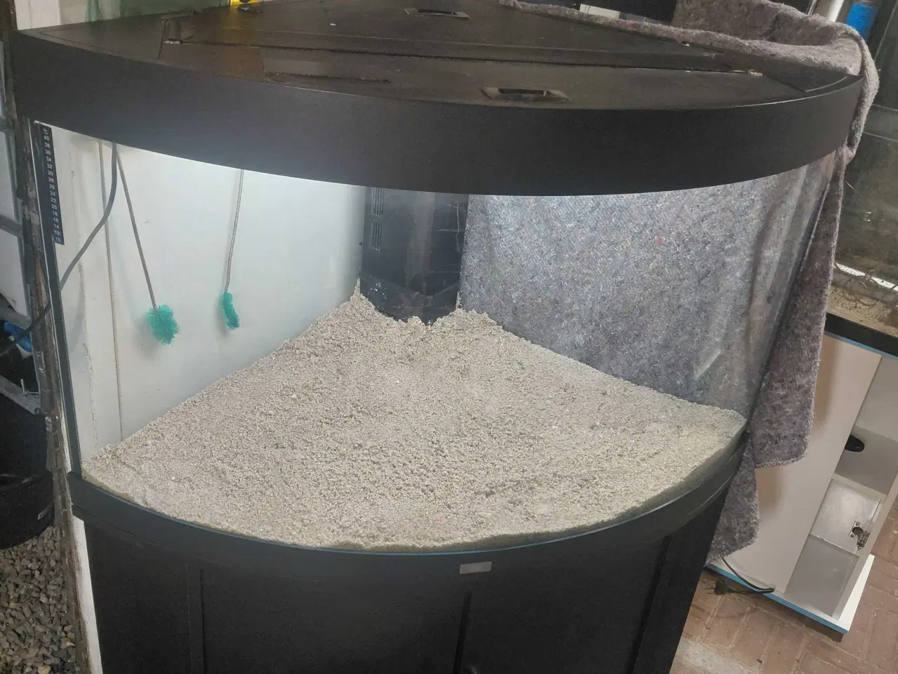 Billede 2 - Hjørneakvarie 190L 