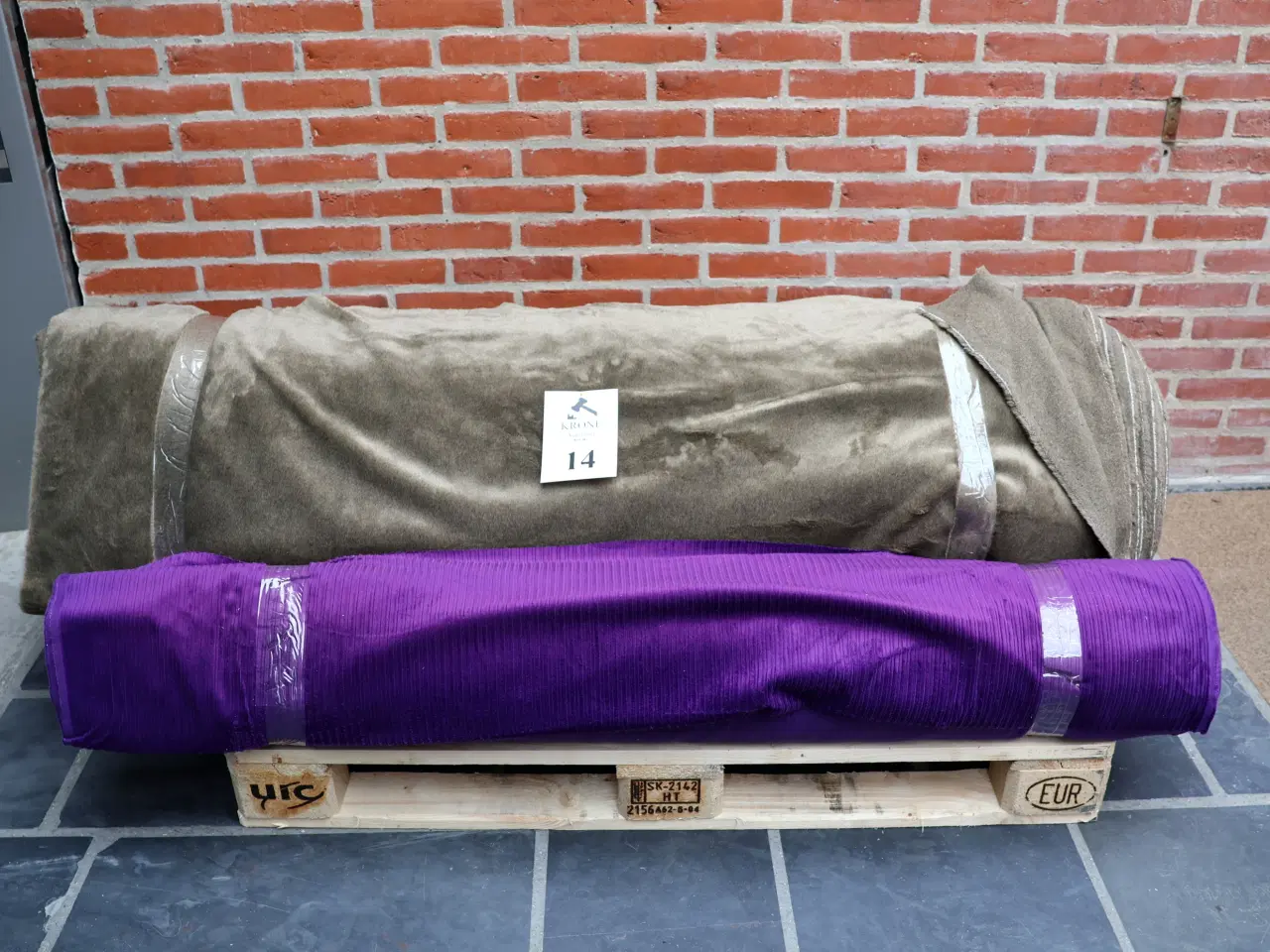 Billede 14 - 300 ruller metervarer - stof, foer..... sælges