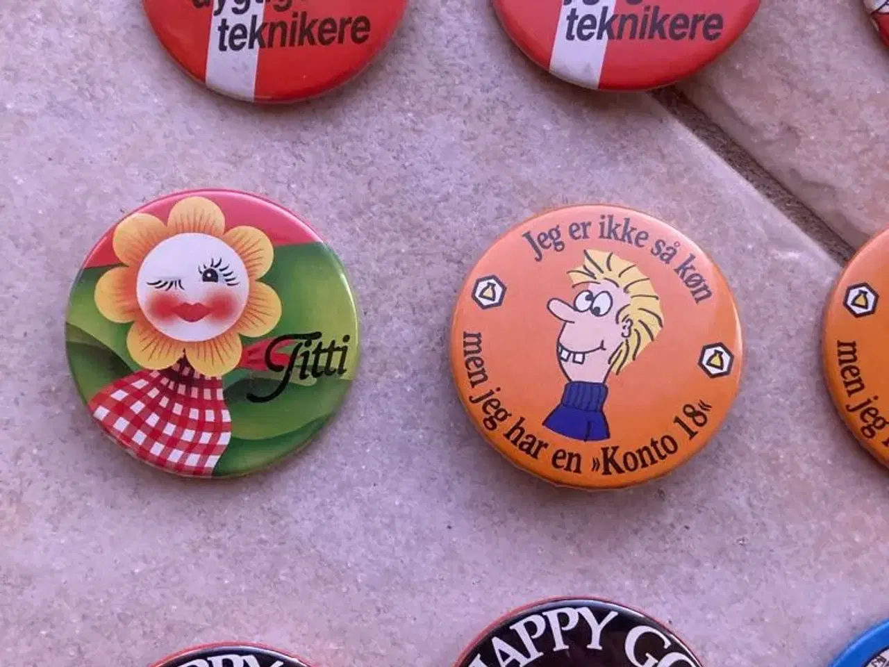 Billede 4 - Retro badges fra 80?erne