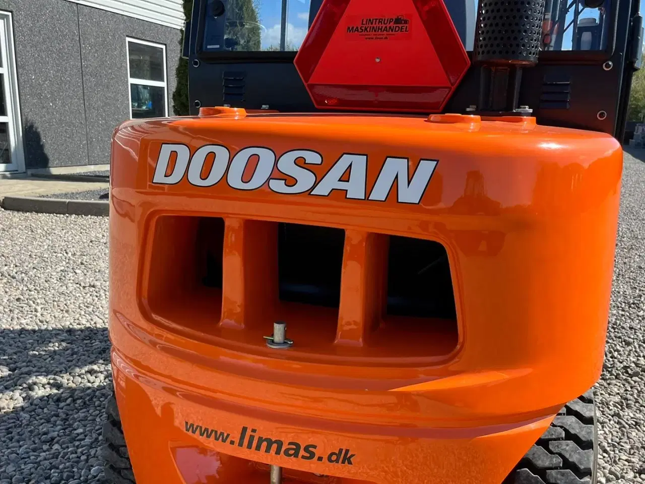 Billede 19 - Doosan D30 G med kabine og KUN 57 TIMER FRA NY, MED TIME GARENTI