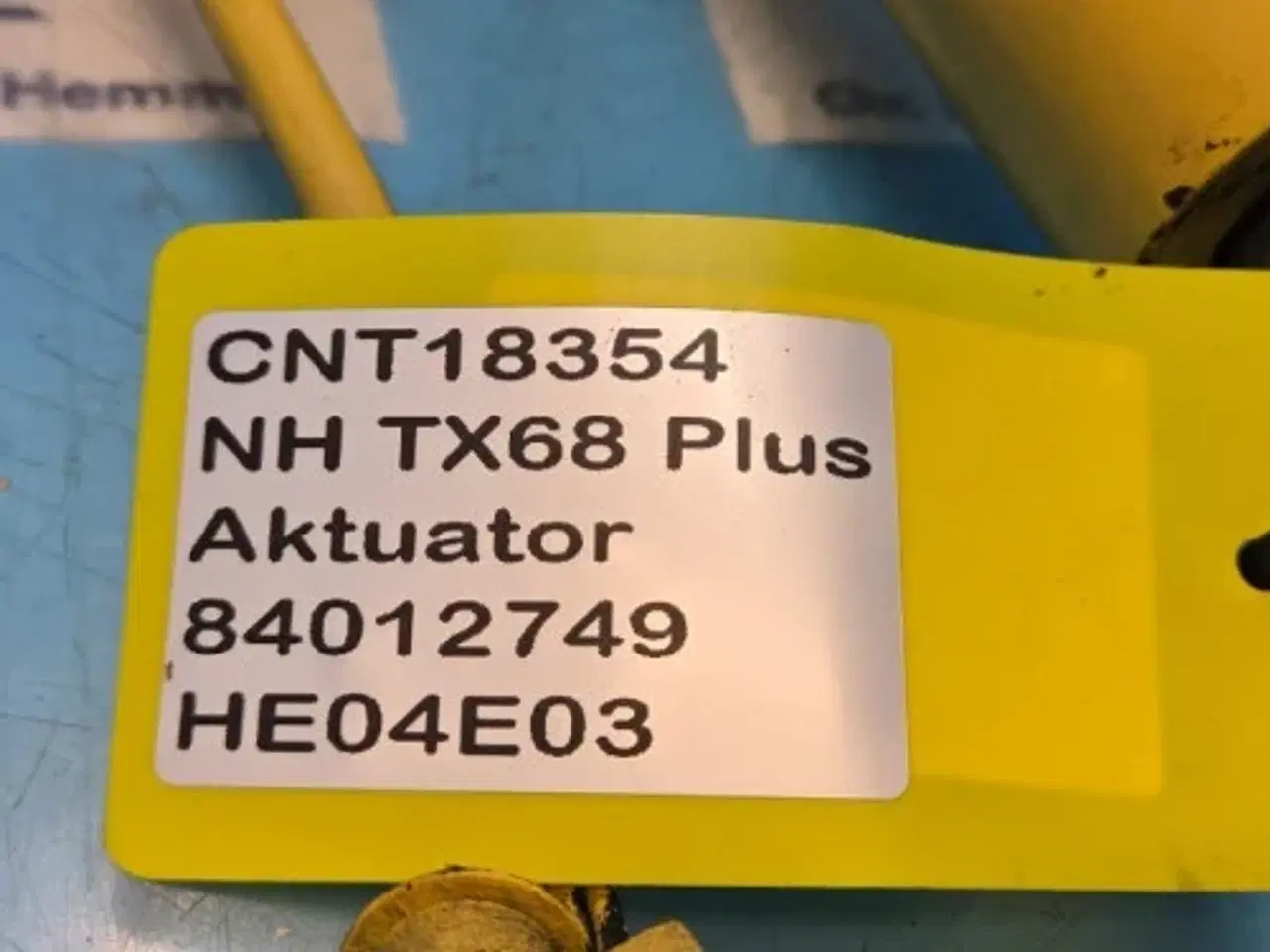 Billede 14 - New Holland TX68 Aktuator 84012749